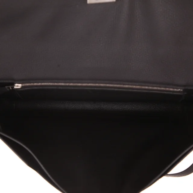 Hermès Kelly Dépêches briefcase in Black Togo leather from Collector Square, photo 5 of 5