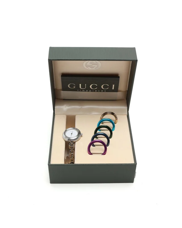 Gucci Change Bezel 26mm Watch from A Retro Tale, photo 2 of 8
