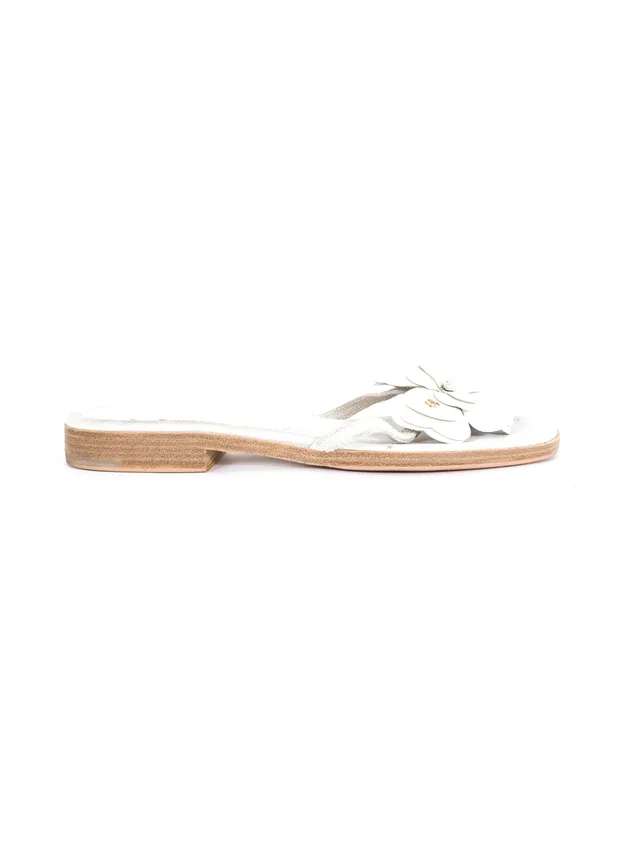 Chanel Patent Camellia Sandal, 35 in Patent leather from Arcade Vintage