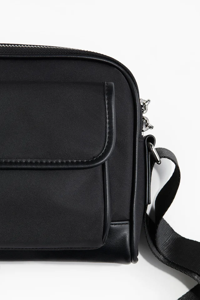 H&M Crossbody Bag, photo 2 of 2 from H&M (Canada)