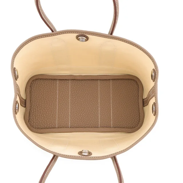 Hermès Neo Garden Vanilla/Etoupe Toile Officier Negonda Leather Size 23 in Taupe Leather from GALLERY RARE, photo 5 of 7
