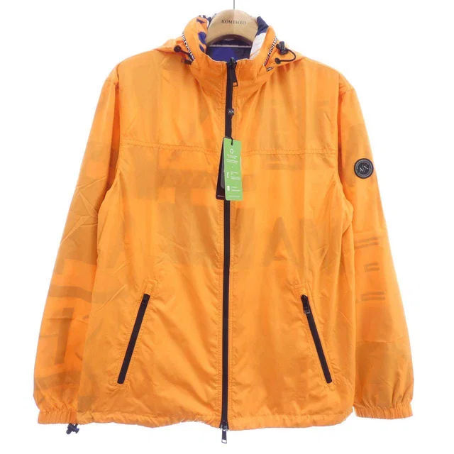 Giorgio Armani Exchange Blouson from LuxUness