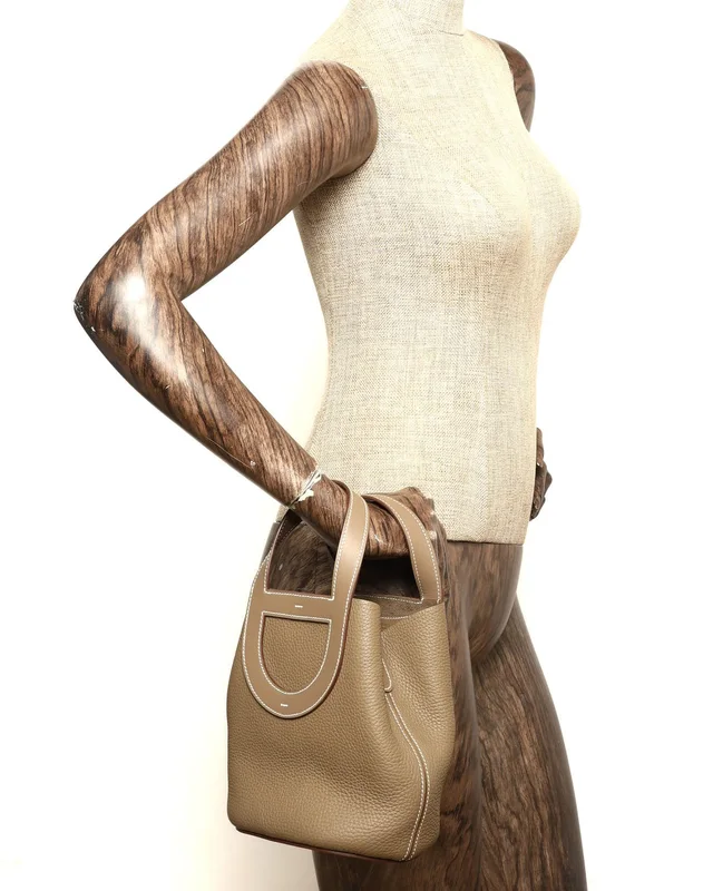 Hermès In-the-Loop 18 Bag in Caviar leather from A Retro Tale, photo 8 of 8