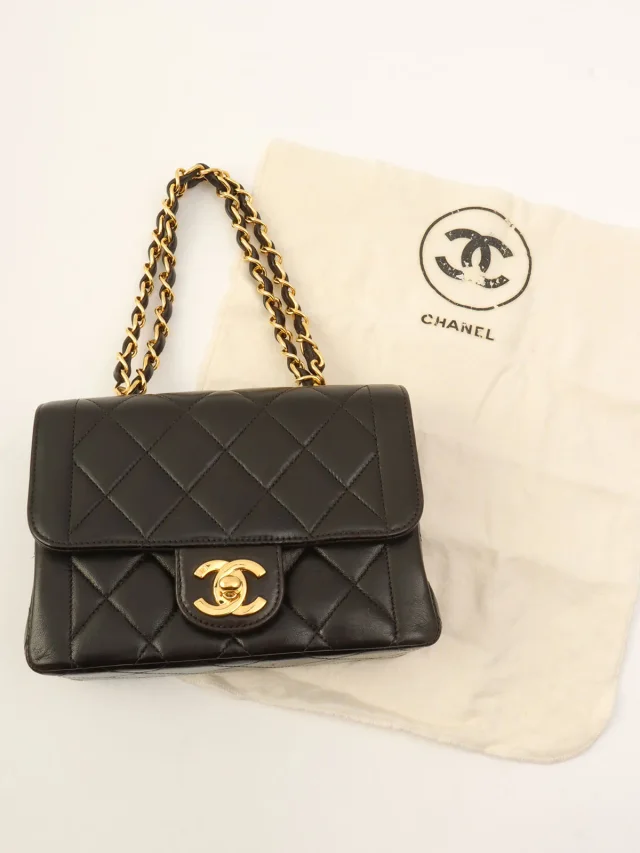 Chanel CC turn-lock chain bag, circa 1995, black in Black Lambskin from VINTAGE QOO TOKYO, photo 14 of 14