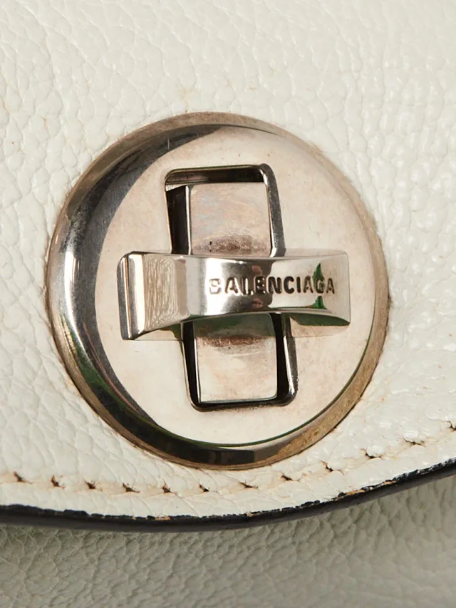 Balenciaga White Leather Flap Scarf XS Bag in White Leather from Yoogis, photo 5 of 10
