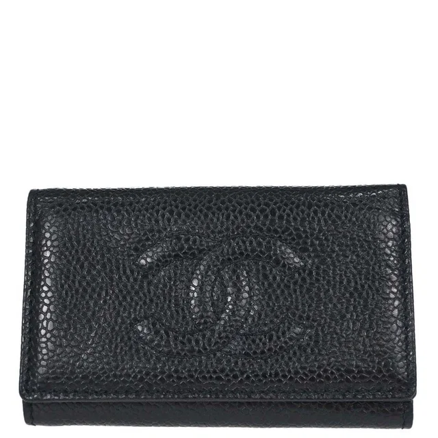 Louis Vuitton Chanel 1994-1996 Key Case Black Caviar Skin Small Good in Black Caviar leather from AMORE Vintage Tokyo