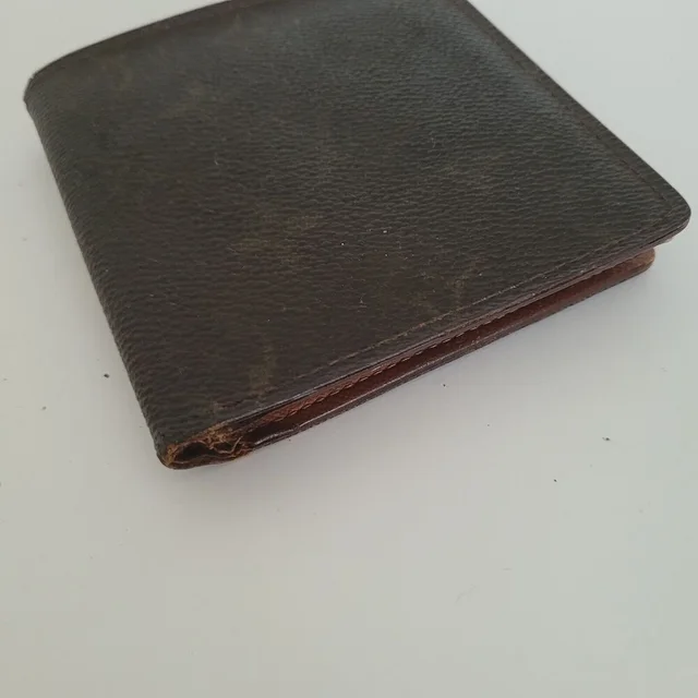 Vintage Men's Lv Brown Bi-Fold Leather Wallet Monogram Card Bill in brown|red Leather from Poshmark, photo 11 of 12