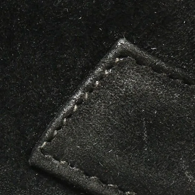 Chanel Small CC Tassel Camera Bag in Suede from A Retro Tale, photo 6 of 10