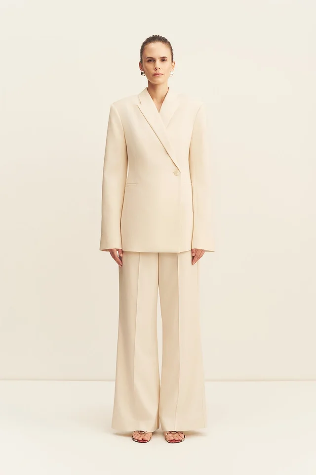 Shona Joy ASHER HOURGLASS BLAZER - WHITE SWAN from Shona Joy, photo 1 of 1