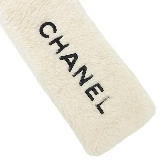 Chanel Logo CC mark scarf, ivory from VINTAGE QOO TOKYO, photo 4 of 10