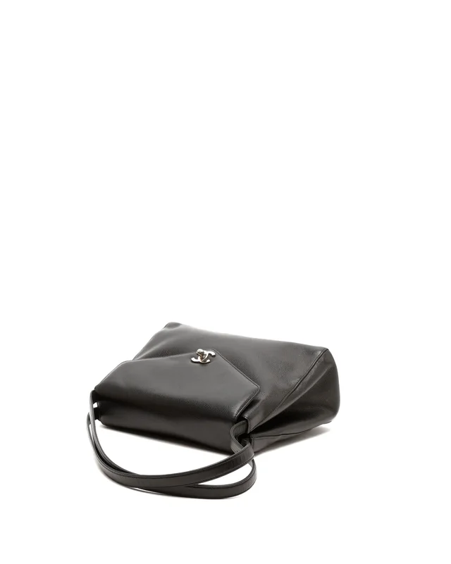 Chanel CC Envelope Flap Bag in Leather from A Retro Tale, photo 4 of 8