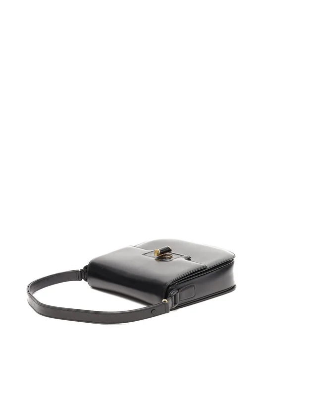 Gucci Leather Flap Bag in Leather from A Retro Tale, photo 4 of 8