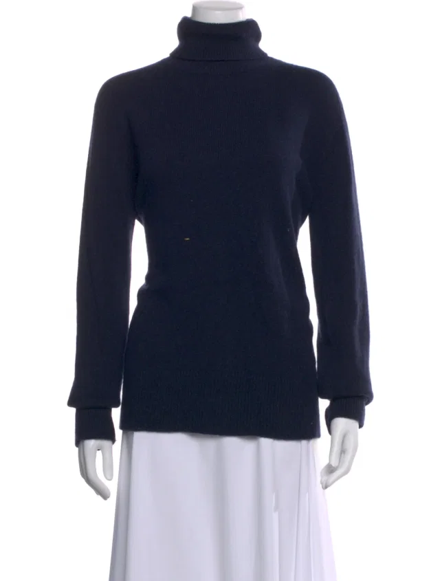 The Row Wool Turtleneck Sweater in blue Wool from The RealReal