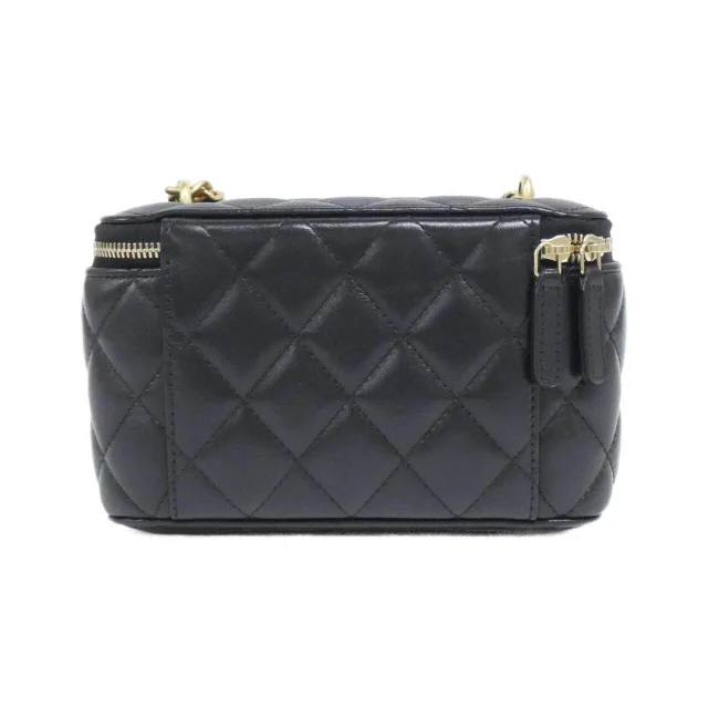 Chanel Shoulder Bag in Black Lambskin from LuxUness, photo 2 of 8