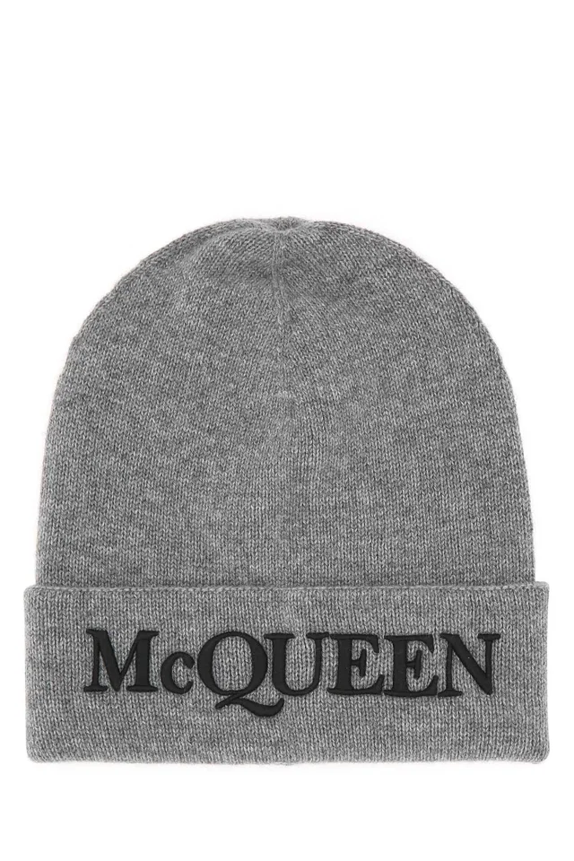 Alexander McQueen Cuffia Cashmere Beanie — Gray Exterior: Beanies in Grey Cashmere from HEWI
