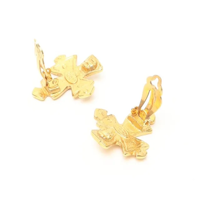 Chanel Clip-on Earrings from A Retro Tale, photo 3 of 4