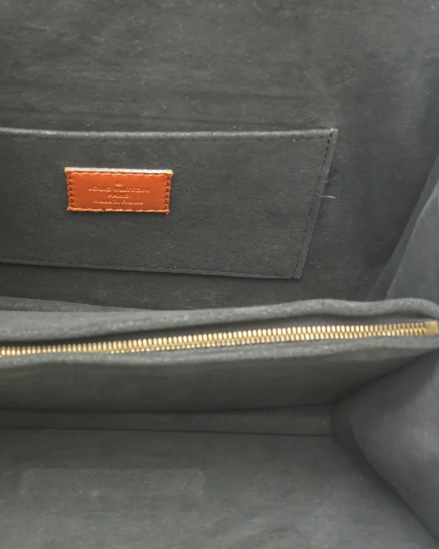 Louis Vuitton Monogram Reverse Dauphine MM Bag in Canvas from A Retro Tale, photo 13 of 13