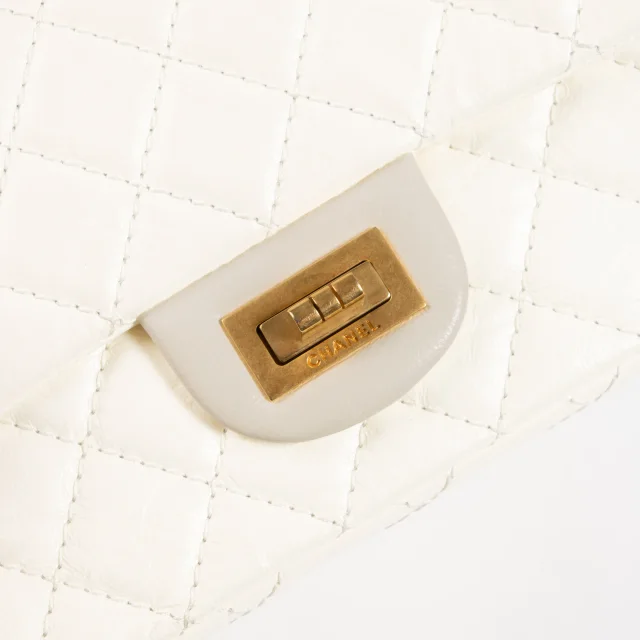 Chanel White Aged Calfskin Reissue 2.55 Mini Handbag in White Calfskin from Labellov, photo 7 of 8