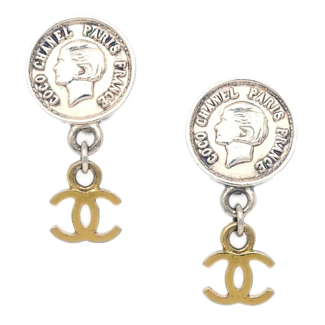 Chanel Silver Dangle Earrings Clip-On 97P in Silver from AMORE Vintage Tokyo