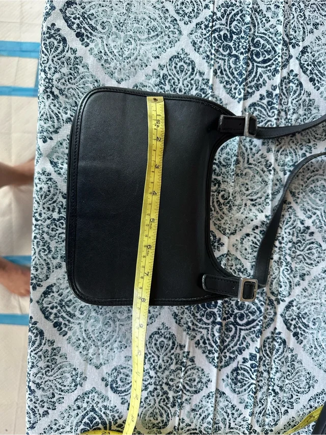 Coach Men's Crossbody Bag in black Leather from Poshmark, photo 2 of 3