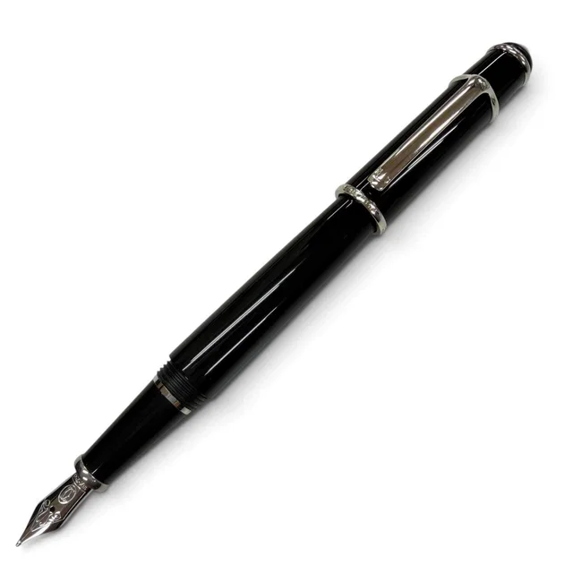 Diabolo de Cartier Au750 Fountain Pen from LuxUness