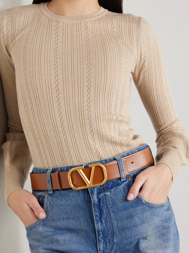 VALENTINO GARAVANI VLOGO reversible leather belt in brown 100% Calfskin leather, photo 2 of 4 from NET-A-PORTER (Canada)