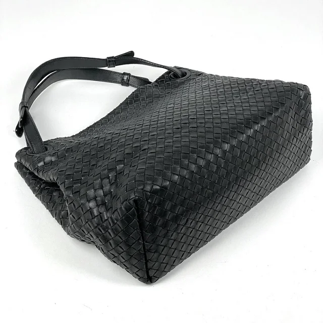 Bottega Veneta Bag Tote Shoulder Black Garda Leather Intrecciato in black Woven leather from Poshmark