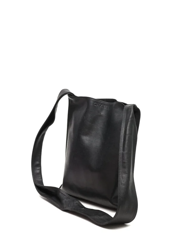 Chanel Messenger Bag in Leather from A Retro Tale, photo 2 of 7