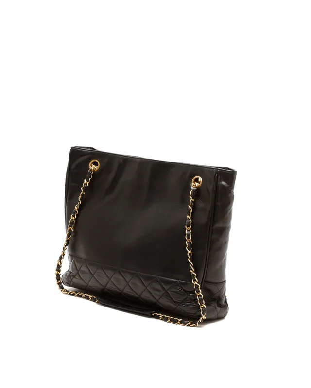 Chanel CC Chain Tote Bag in Leather from A Retro Tale, photo 3 of 9