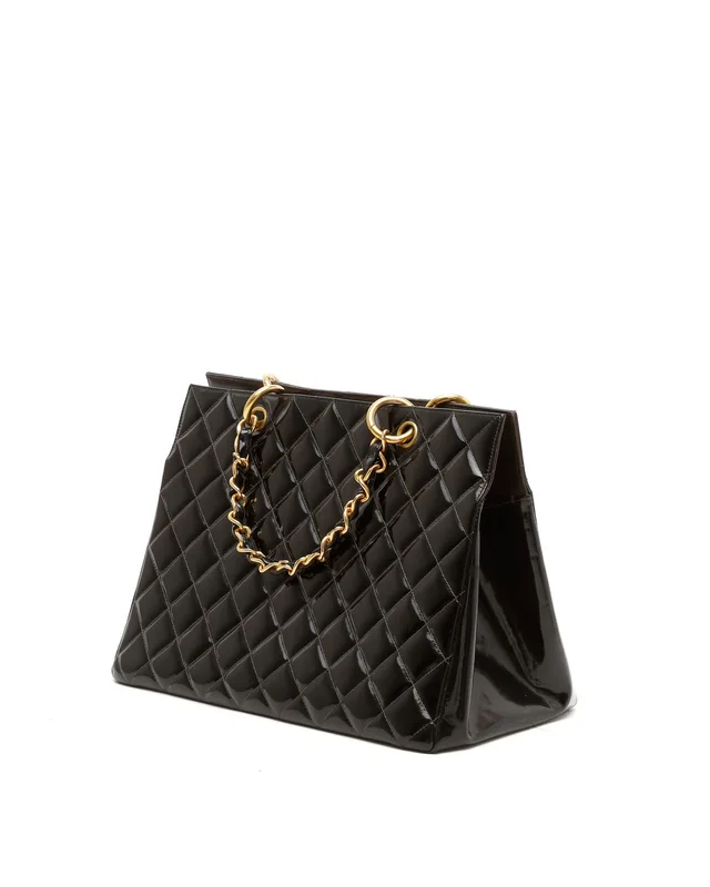 Chanel CC Patent Chain Tote Bag in Patent leather from A Retro Tale, photo 3 of 8