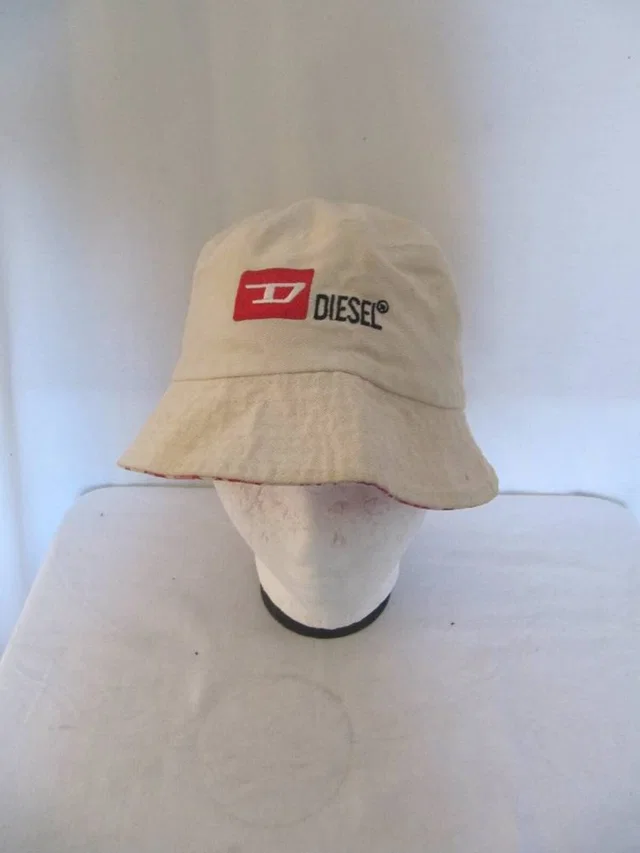 Diesel Reversible Bucket Hat Featuring A Red Embroidered Logo Patch in Beige Cotton from Oxfam Online Shop