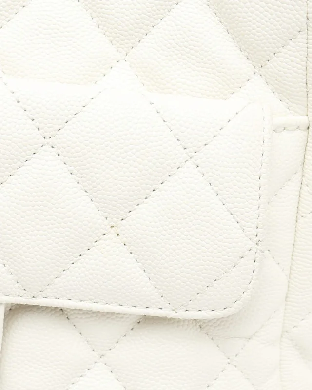 Chanel Caviar Medium Wavy CC Bag in Caviar leather from A Retro Tale, photo 8 of 13