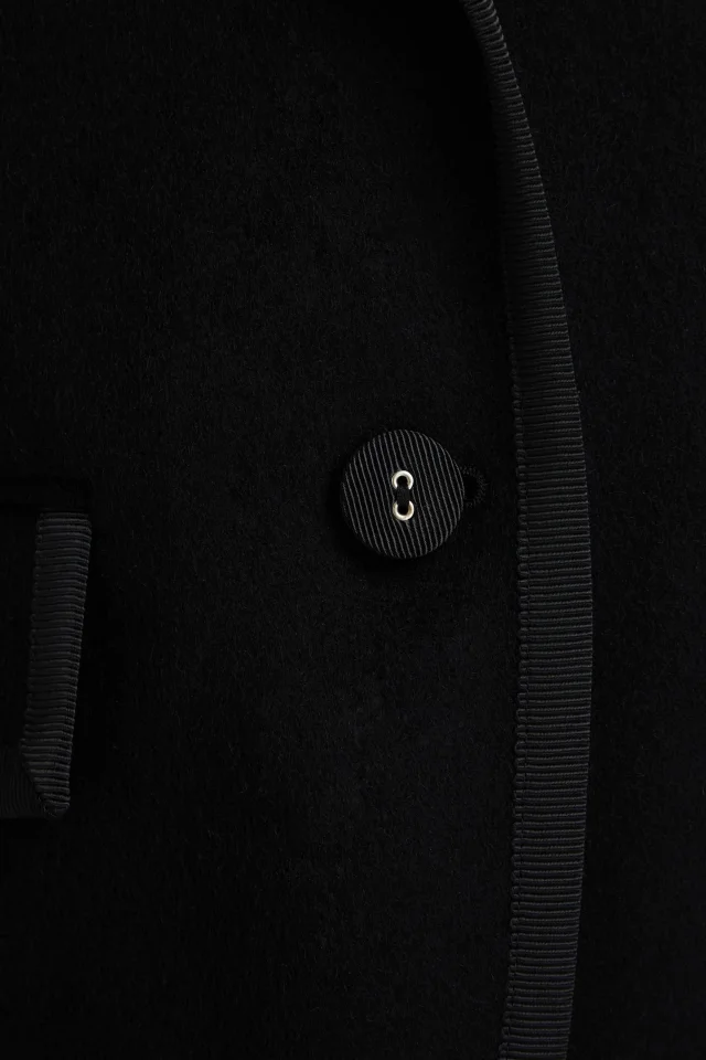 Thom Browne Cashmere-Felt Blazer in Black, photo 4 of 4 from THE OUTNET