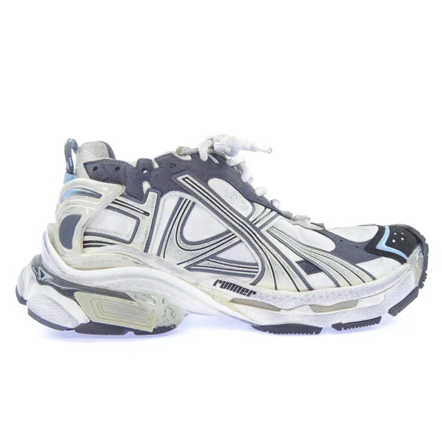 Balenciaga Sneakers from LuxUness