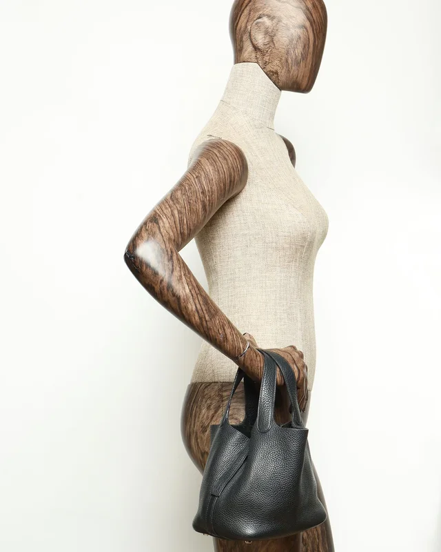 Hermès Clemence Picotin 18 Bag in Clemence leather from A Retro Tale, photo 10 of 10