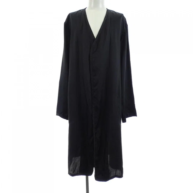 BLACK COMME des GARCONS Coat in Black from LuxUness