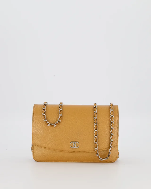 Chanel Gold Wallet on Chain Bag in Gold Caviar leather from Sellier, photo 3 of 22
