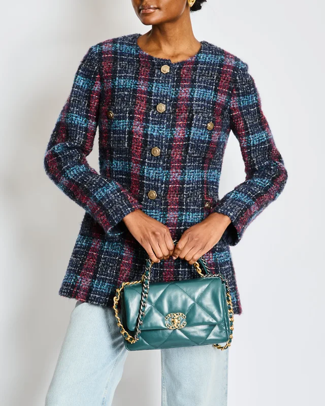 Chanel Navy Paris/Hamburg 2018 Métiers d'art Lesage Tweed Collarless Jacket Size FR 42 (UK 14) in Navy Tweed from Sellier, photo 2 of 2