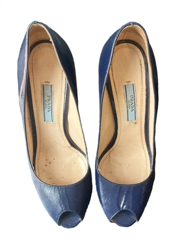 Prada Navy Blue Pumps Size: 3.5 in Blue Leather from Oxfam Online Shop