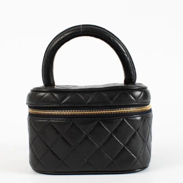 Chanel Black Vanity Vintage Top Handle in Black Leather from Labellov