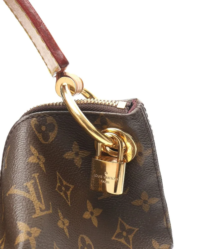 Louis Vuitton Monogram Berri MM Bag in Coated canvas from A Retro Tale, photo 7 of 15