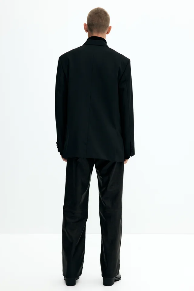 H&M Relaxed-Fit Wool-Blend Tuxedo Jacket, photo 6 of 8 from H&M (Canada)
