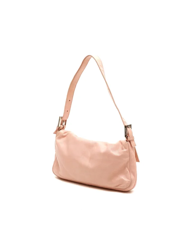 Fendi Baguette Bag in Leather from A Retro Tale, photo 3 of 7