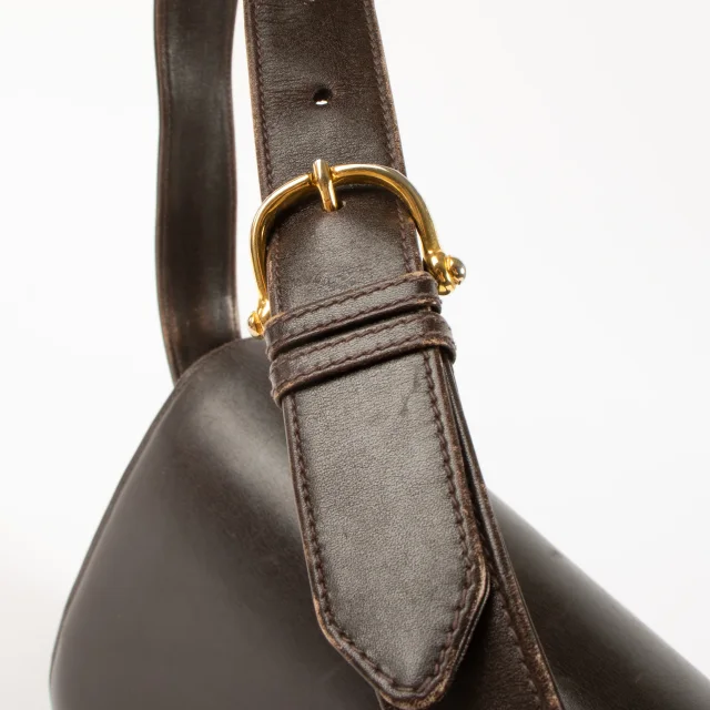 Celine Vintage Dark Brown Shiny Calfskin Carriage Shoulder Bag in Brown Calfskin from Labellov, photo 6 of 7