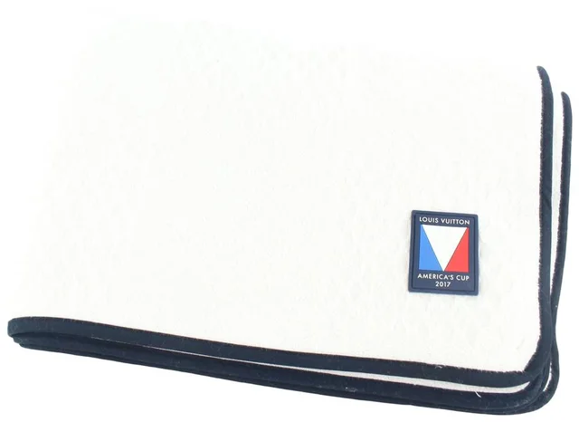 White x Navy LV Cup Gaston V BeachTowel in White Canvas from Bagriculture