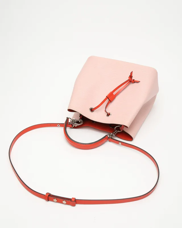 Louis Vuitton Epi NéoNoè Bag in Suede from A Retro Tale, photo 5 of 11