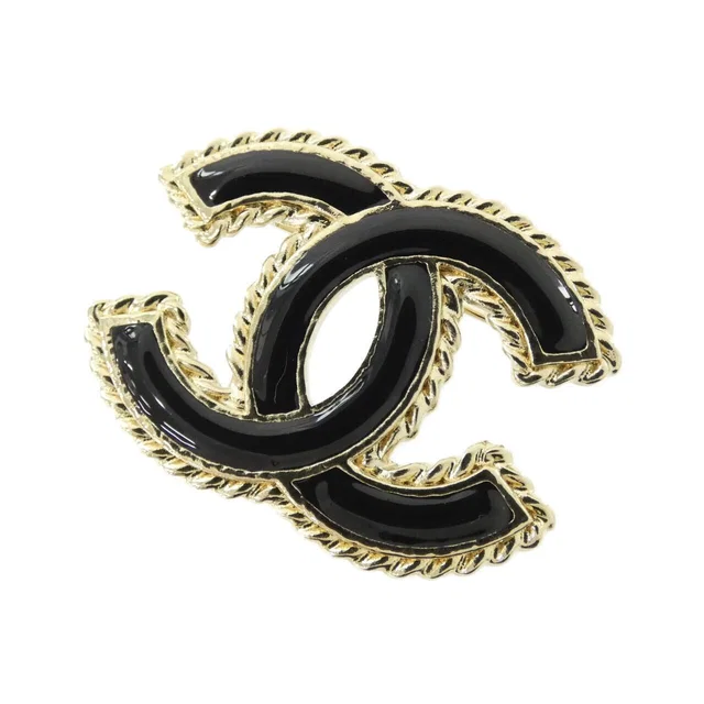 Chanel Brooch Gold in Gold from The Reluxe