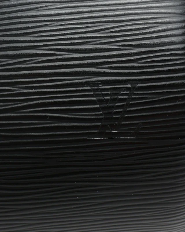 Louis Vuitton Epi Soufflot Bag in Leather from A Retro Tale, photo 6 of 8
