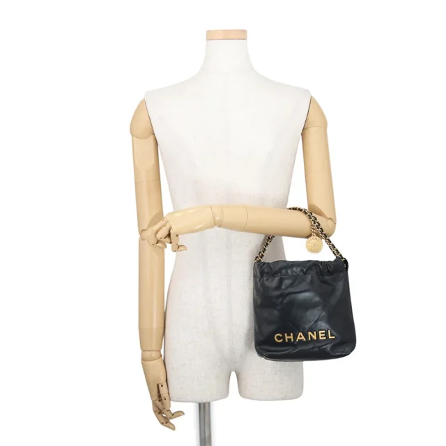 Chanel CHANEL22 ChainShoulder Bag BlackAS3980 Shiny Calf Leather Size Mini in Calfskin from GALLERY RARE, photo 4 of 14