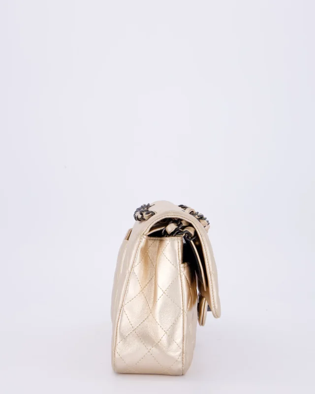 Chanel Metallic Gold Medium Classic Double Flap Bag in Gold Lambskin from Sellier, photo 4 of 6
